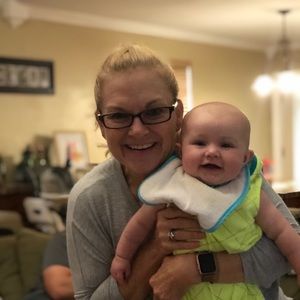 Meet your Posher, Treasa